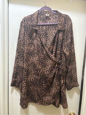 Time and Tru Leopard Print Satin Wrap Robe in Brown and Black